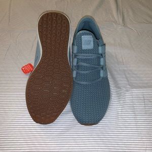 New Balance Women’s Size 8